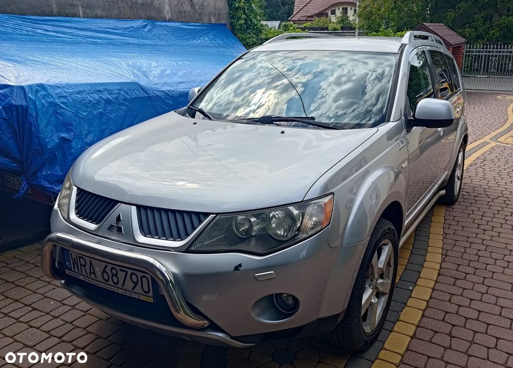 Mitsubishi Outlander 2.0 DID Intense - 1