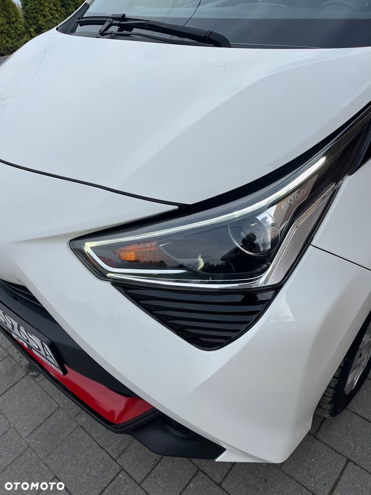 Toyota Aygo x-play connect - 9