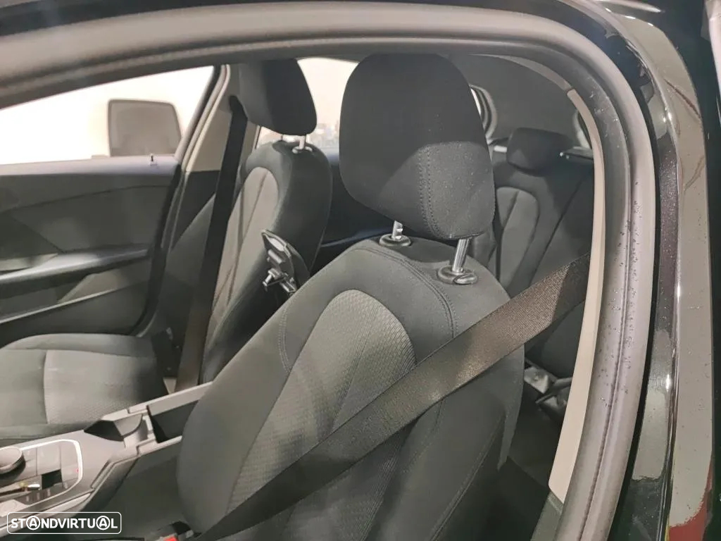 BMW 116 d Corporate Edition Auto - 7