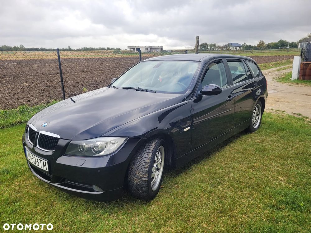 BMW Seria 3 320d DPF Touring - 1