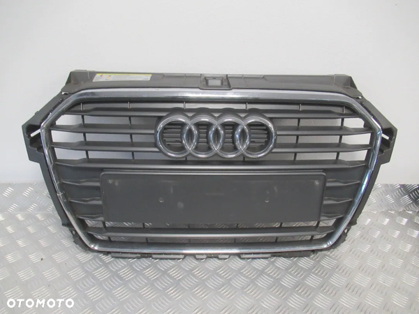 GRILL GRIL ATRAPA AUDI A1 LIFT 8XA 2014-2018 rok