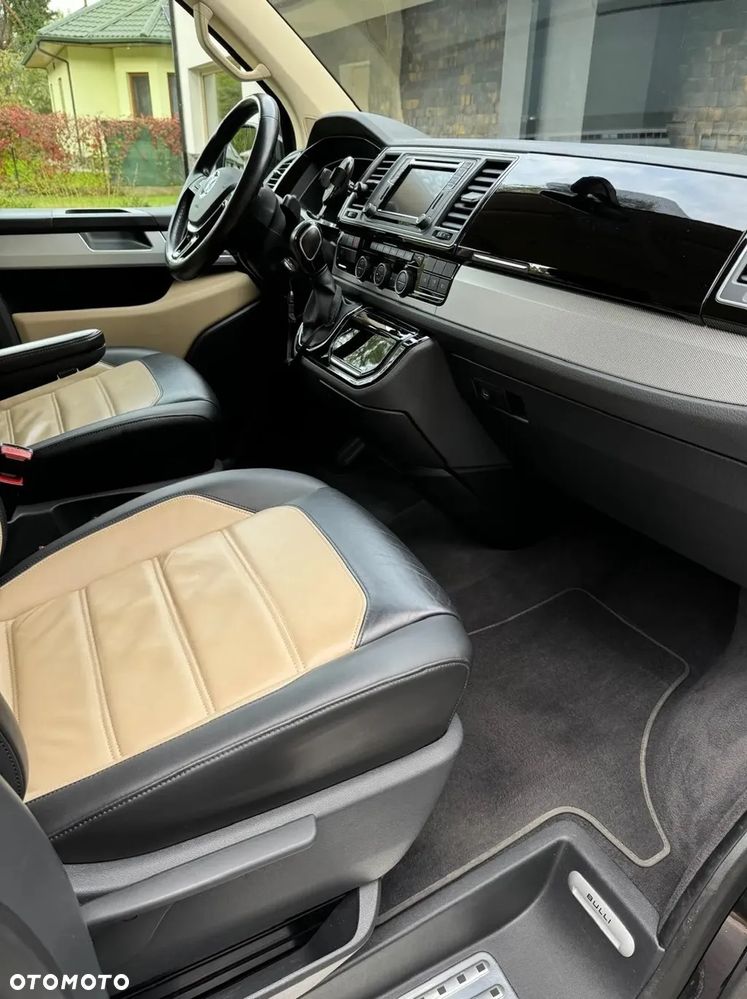 Volkswagen Multivan - 18