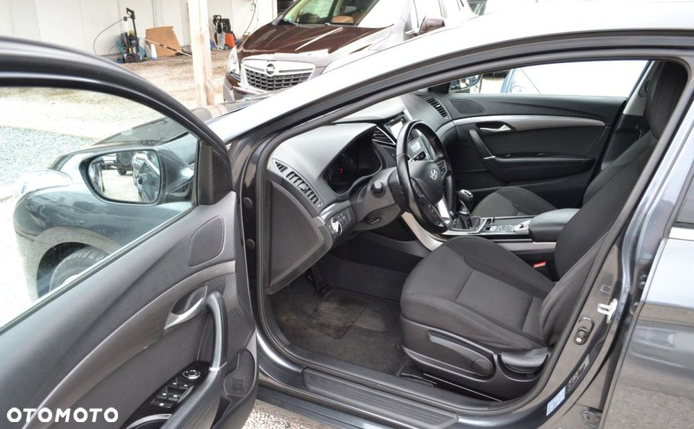 Hyundai i40 Kombi 1.6 Trend - 6