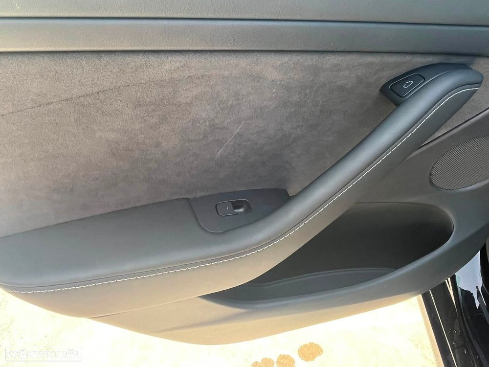 Tesla Model 3 Standard Range Plus RWD - 11