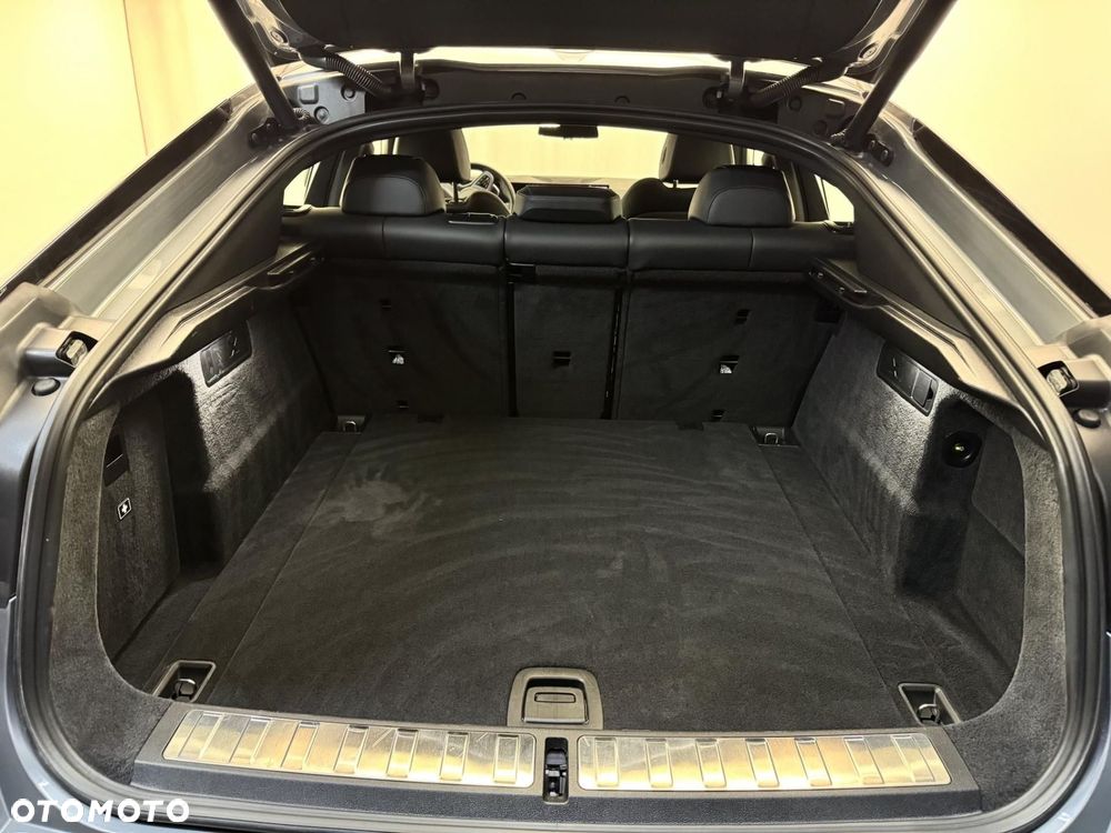 BMW X6 xDrive30d mHEV - 36