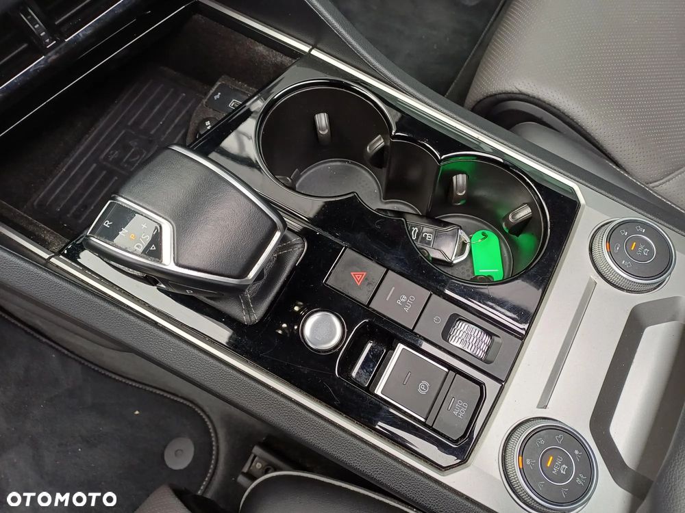 Volkswagen Touareg 3.0 V6 TDI SCR 4Mot R-Line - 37