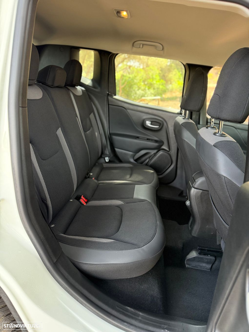 Jeep Renegade - 5