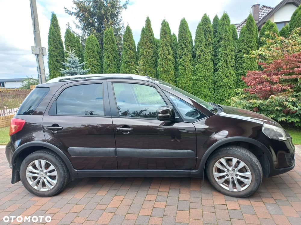 Suzuki SX4 - 1