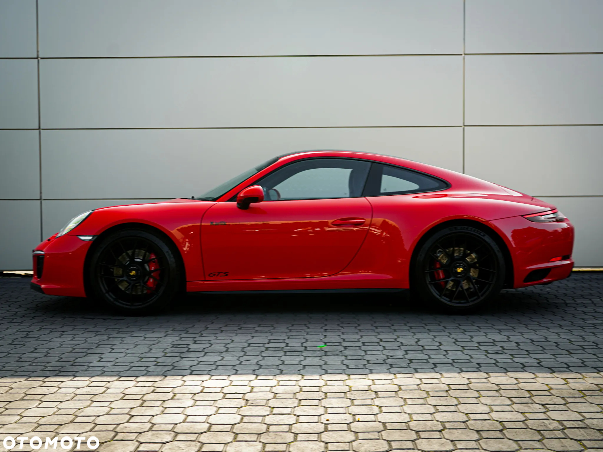 Porsche 911 Carrera 4 GTS PDK - 5