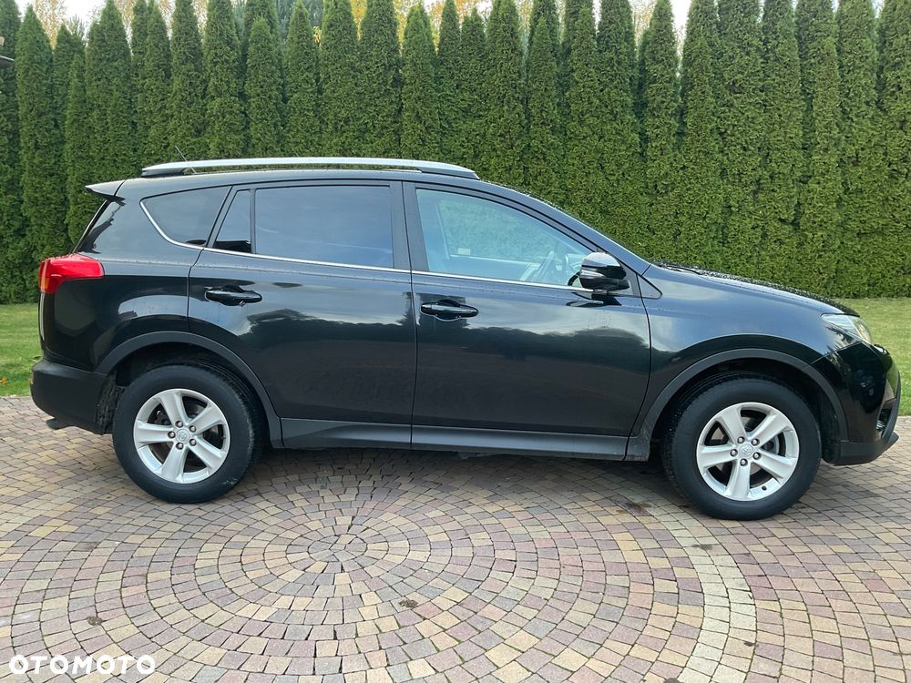 Toyota RAV4 - 4