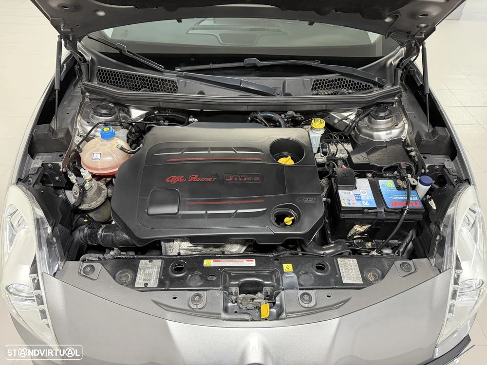 Alfa Romeo Giulietta 1.6 JTDM 16V - 8