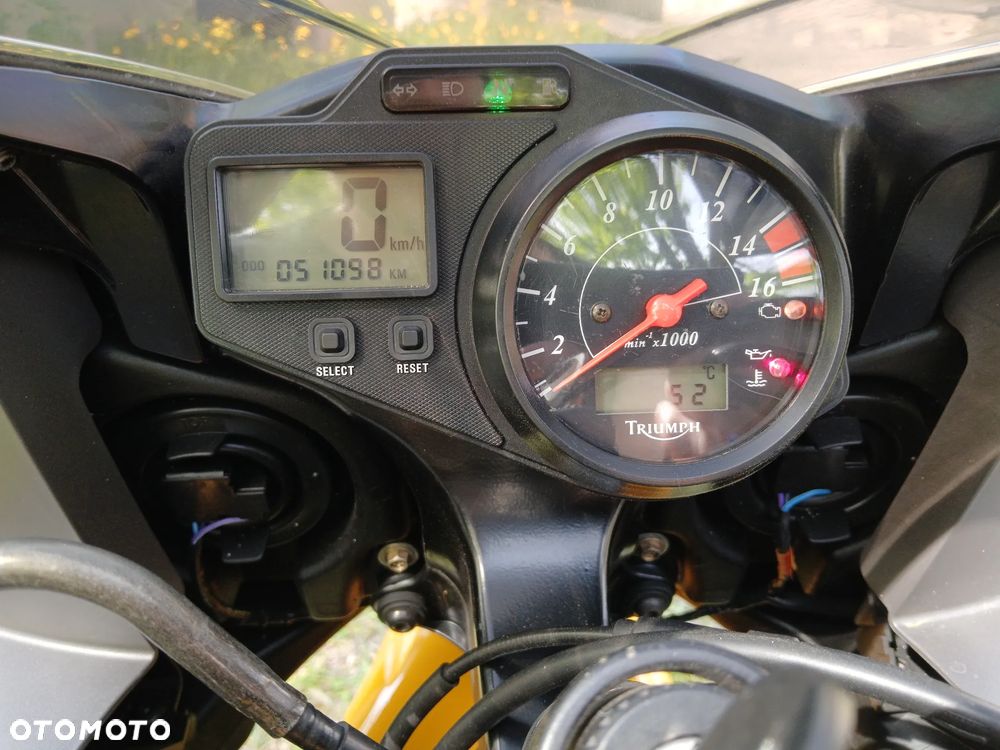 Triumph Daytona - 13