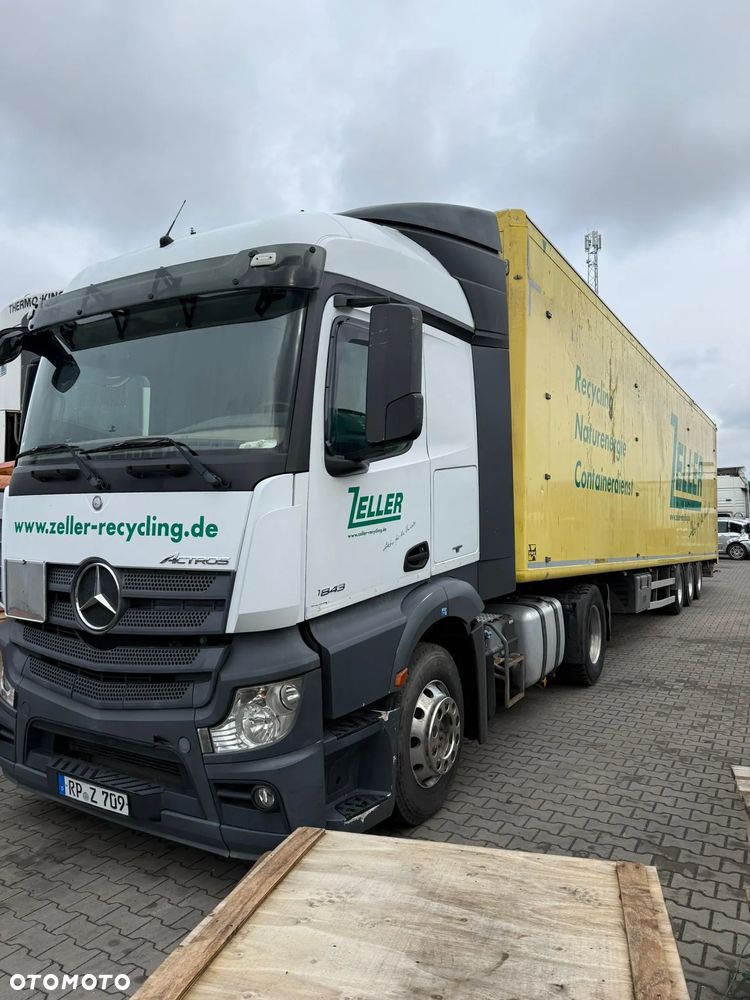 Mercedes-Benz ACTROS - 2