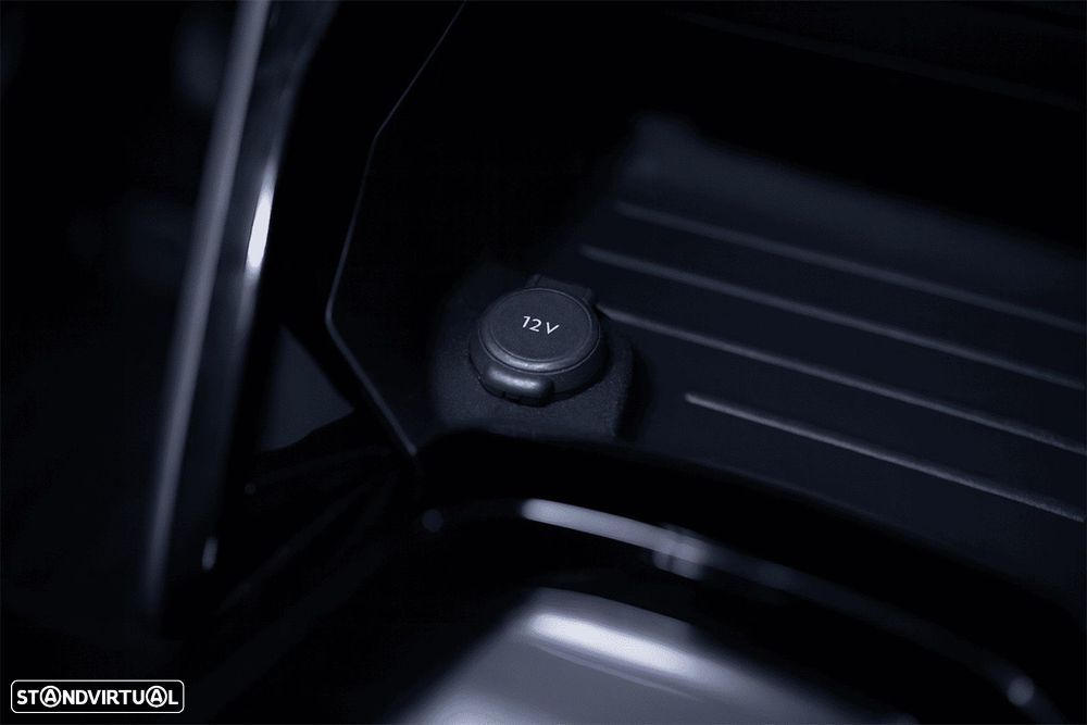 Peugeot 2008 1.2 PureTech Allure EAT8 - 40