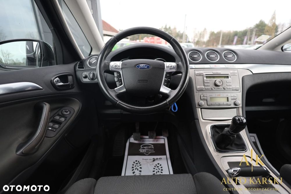 Ford S-Max - 7