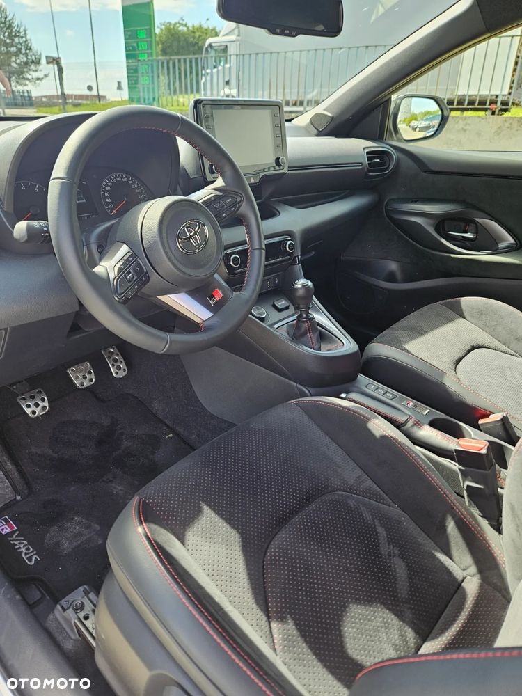 Toyota Yaris GR 1.6 Dynamic - 16