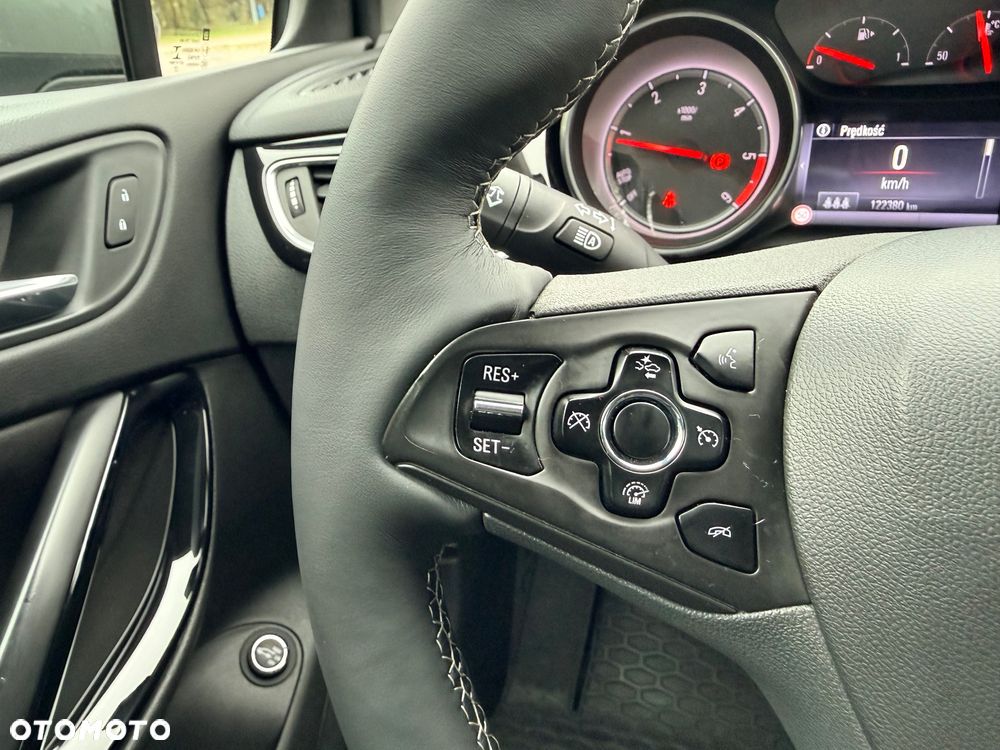 Opel Astra 1.6 BiTurbo D (CDTI) Start/Stop Innovation - 29