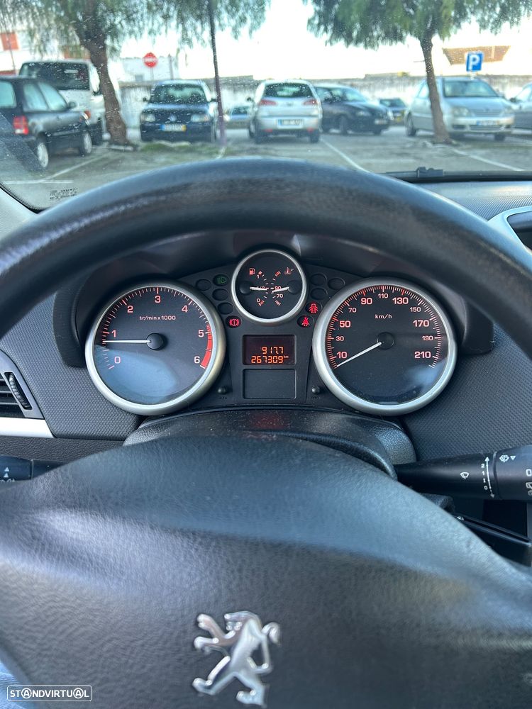 Peugeot 207 1.4 HDi Urban - 7