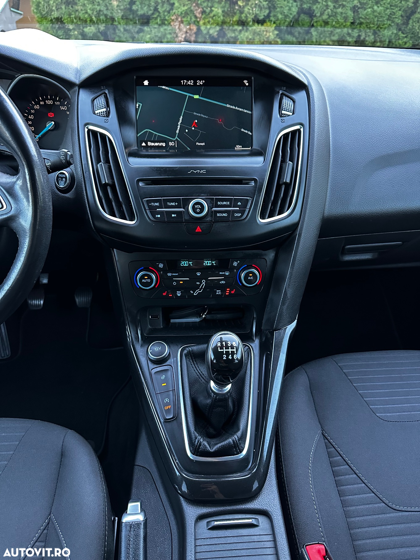Ford Focus 1.5 EcoBlue Start-Stopp-System TITANIUM STYLE - 19