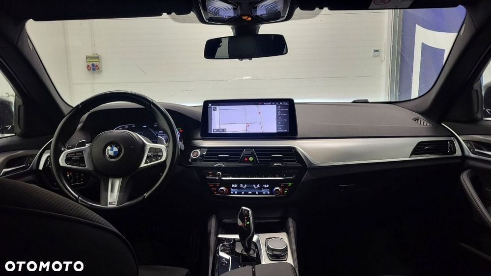 BMW Seria 5 520i mHEV M Sport sport - 17