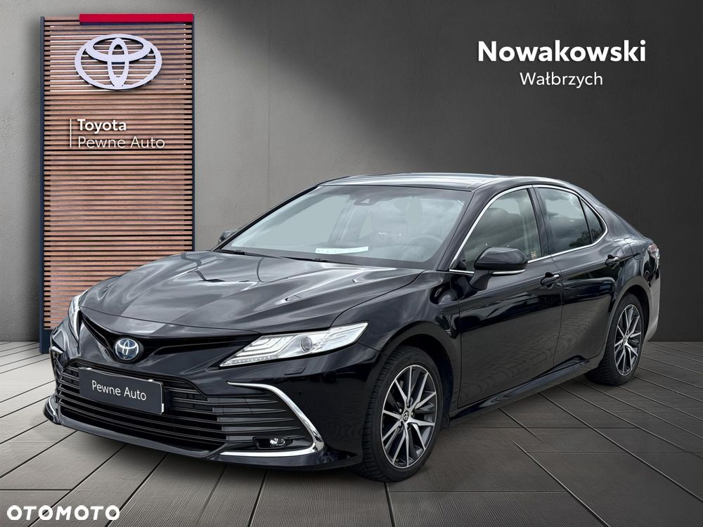 Toyota Camry 2.5 Hybrid Executive CVT - 2
