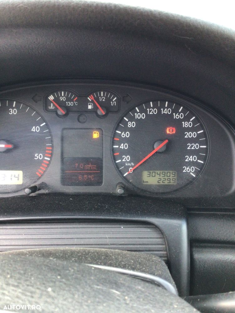 Volkswagen Passat - 8