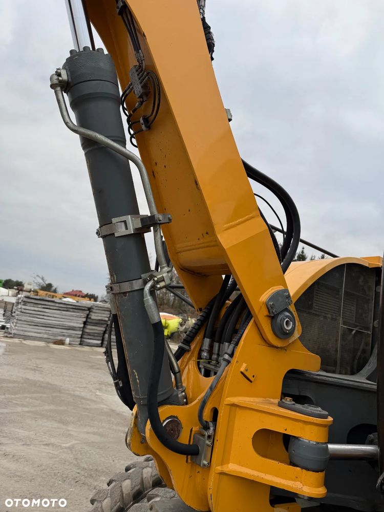 Liebherr A 910 Compact 2015 r. - 11