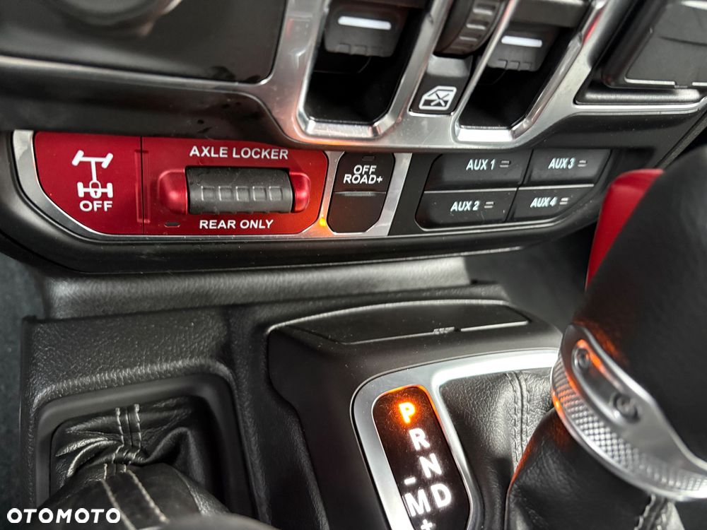 Jeep Wrangler 2.0 PHEV Softtop AWD Automatik Sahara - 32