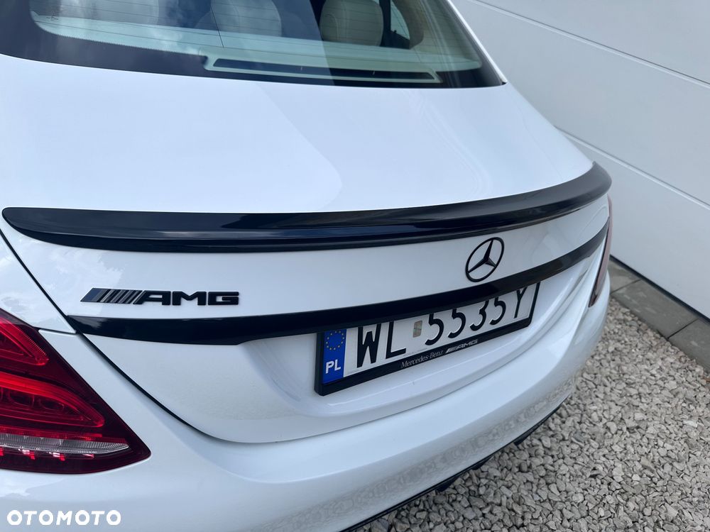Mercedes-Benz Klasa C 300 7G-TRONIC - 28