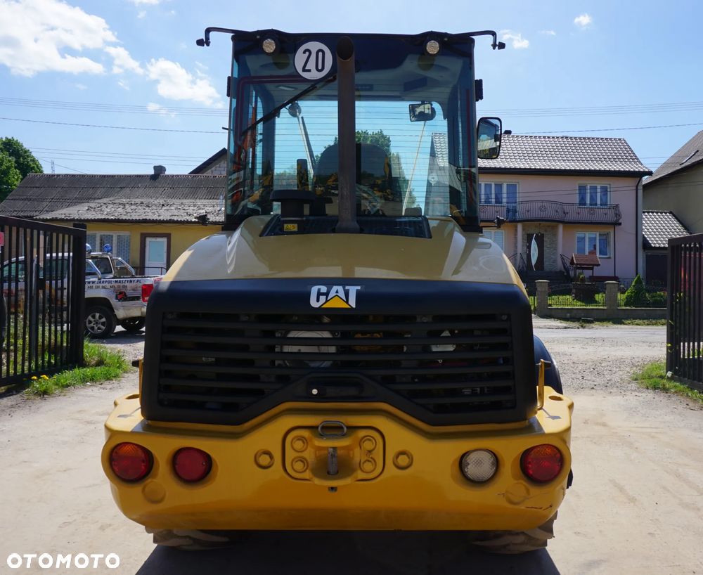 Caterpillar CAT 908 M - 5