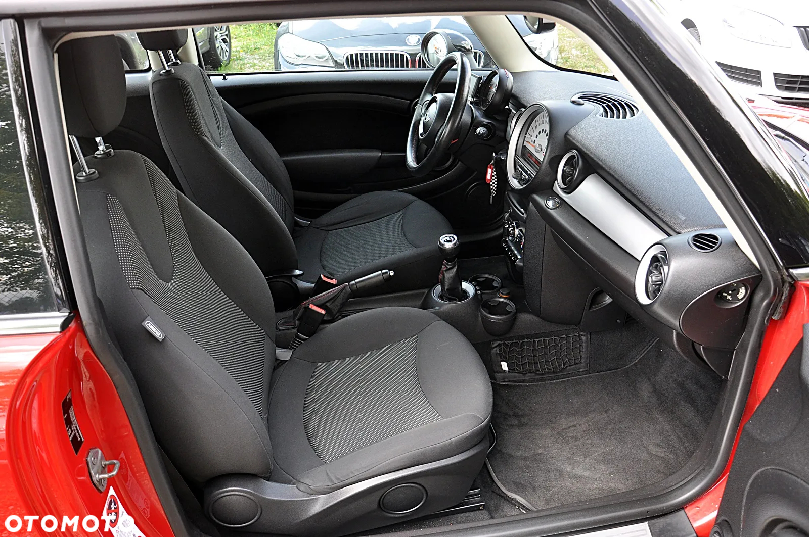 MINI ONE Standard - 19