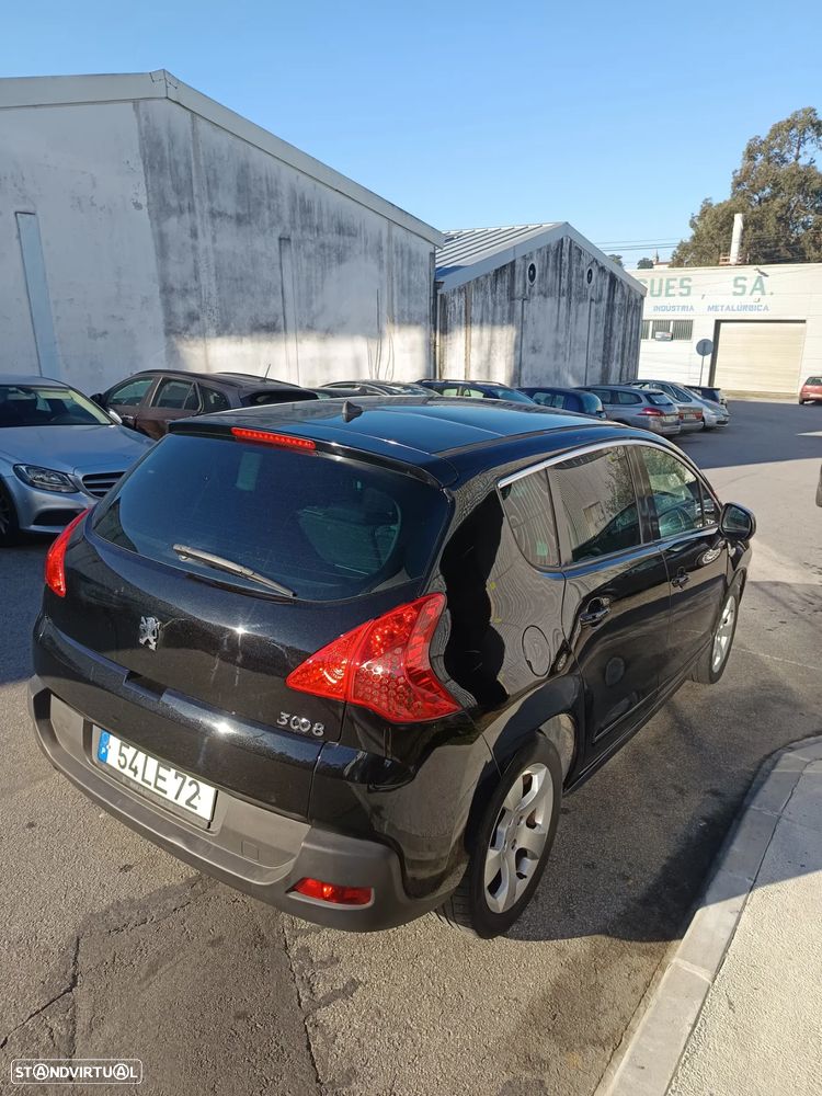 Peugeot 3008 1.6 HDi Premium - 3