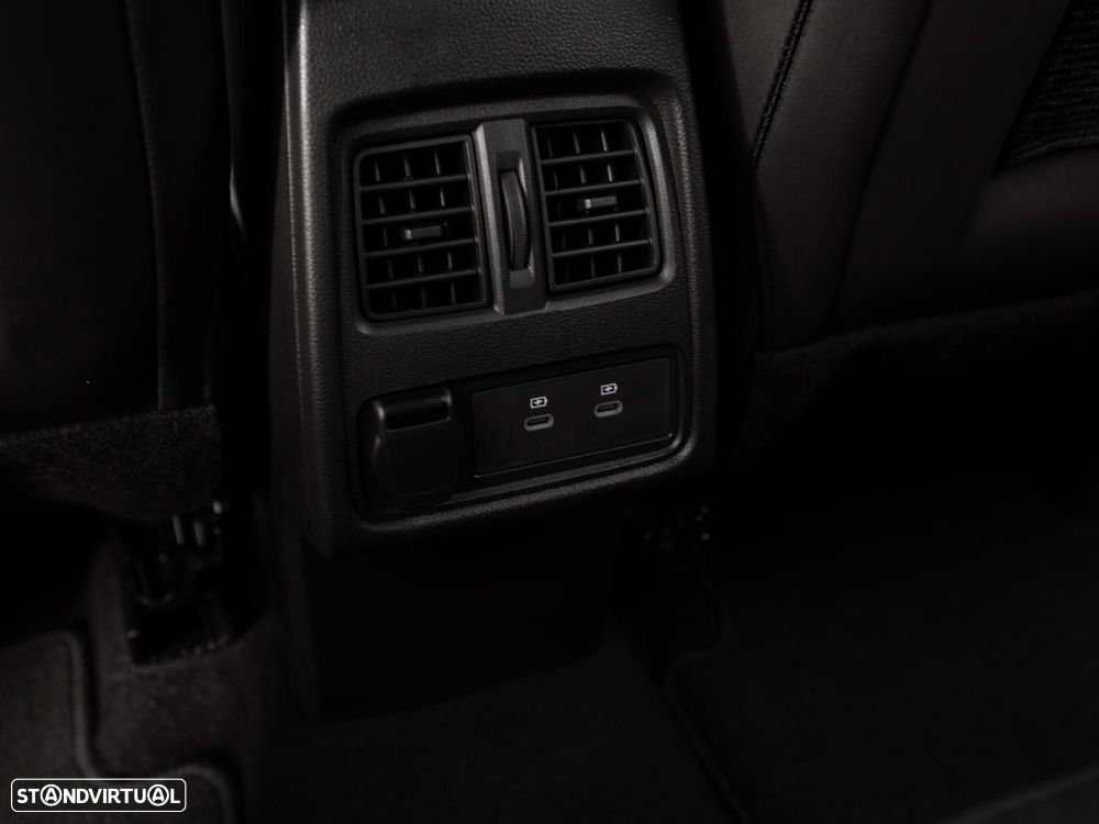 Renault Captur 1.3 TCe Techno EDC - 22