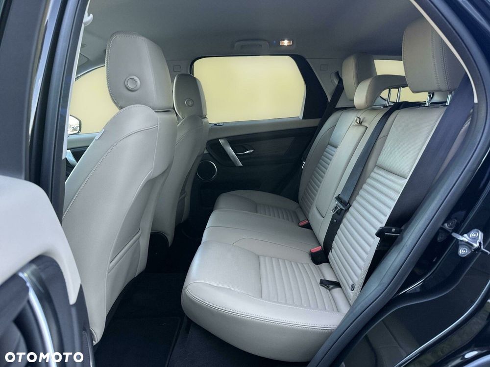 Land Rover Discovery Sport - 14