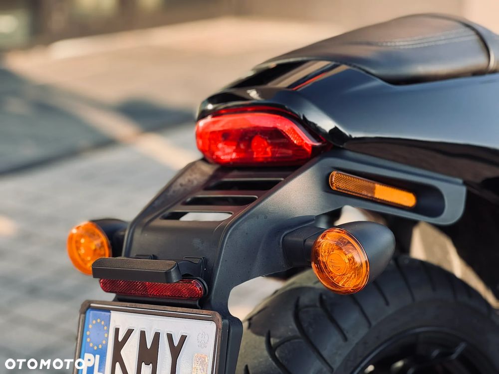 Harley-Davidson Street Rod XG 750A - 14