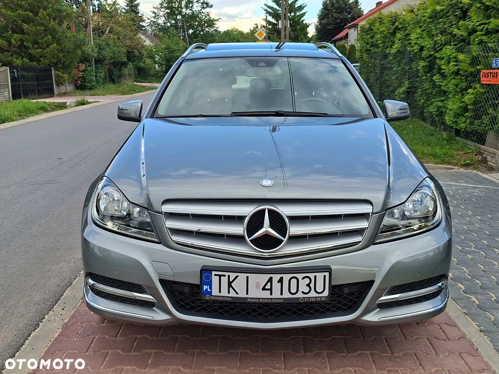 Mercedes-Benz Klasa C 180 CGI Automatik BlueEFFICIENCY Avantgarde - 5