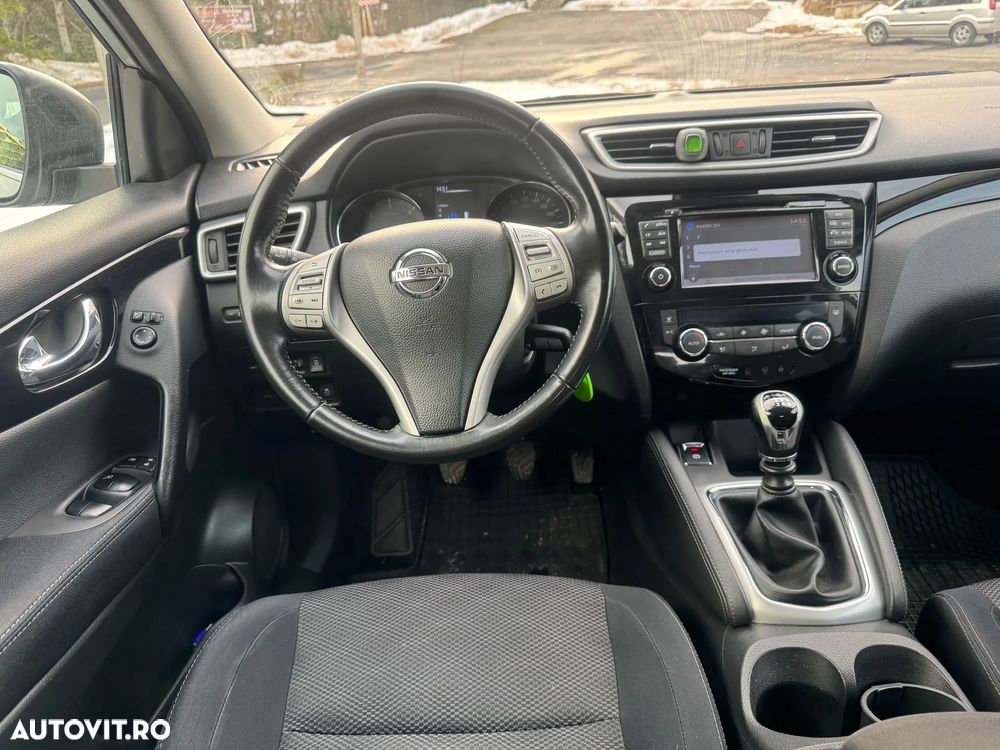 Nissan Qashqai 1.6 DCI ALL-MODE 4x4i N-Connecta - 8