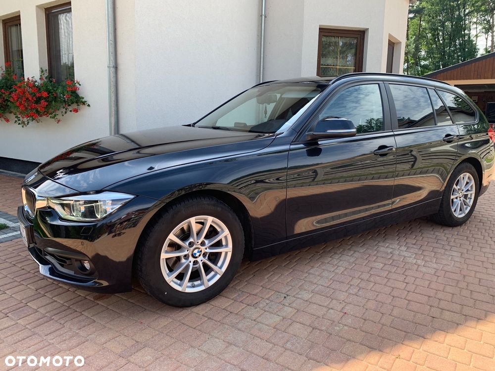 BMW Seria 3 320i Advantage - 23