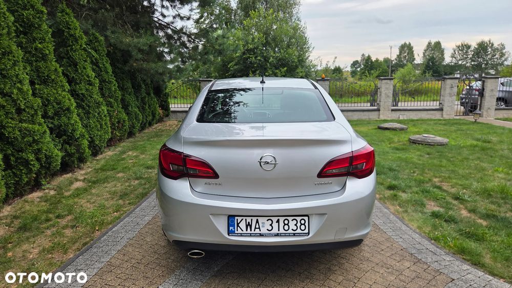 Opel Astra 1.4 T Active EU6 - 5