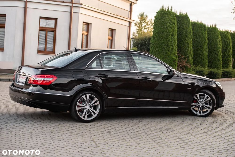 Mercedes-Benz Klasa E 200 CDI Avantgarde - 9
