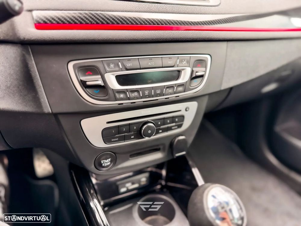 Renault Mégane Coupe 2.0 T RS - 27