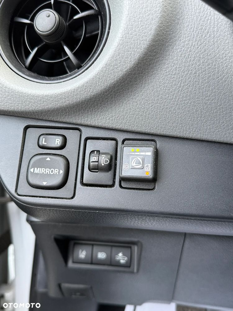 Toyota Yaris 1.0 Active - 9