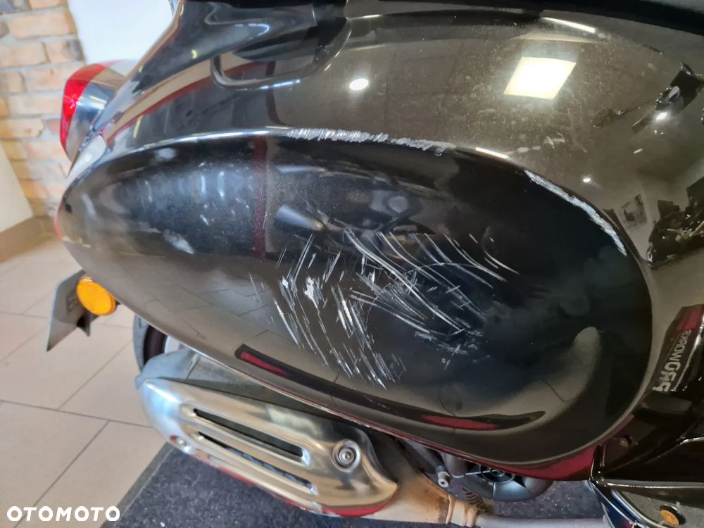 Vespa Primavera - 24