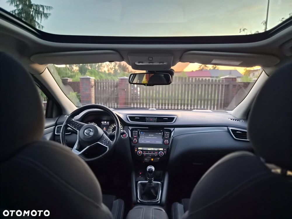 Nissan Qashqai 1.6 DIG-T N-Connecta - 23