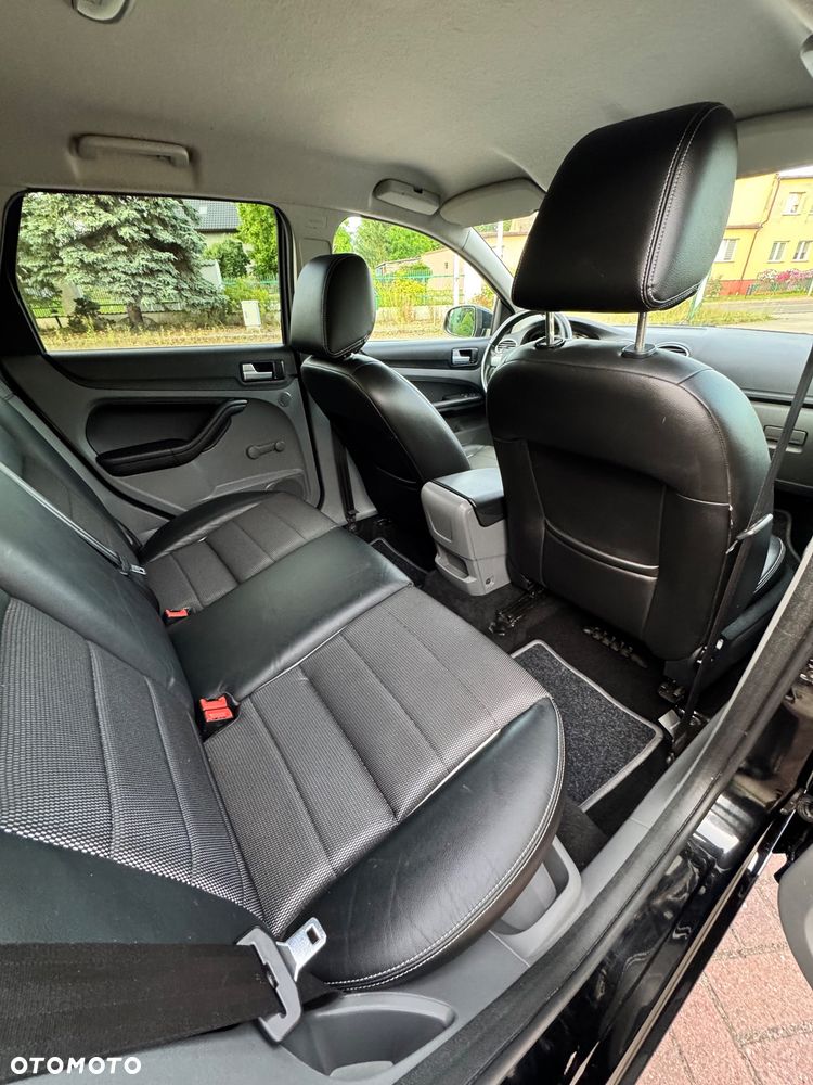 Ford Focus 1.8 Black Magic - 7