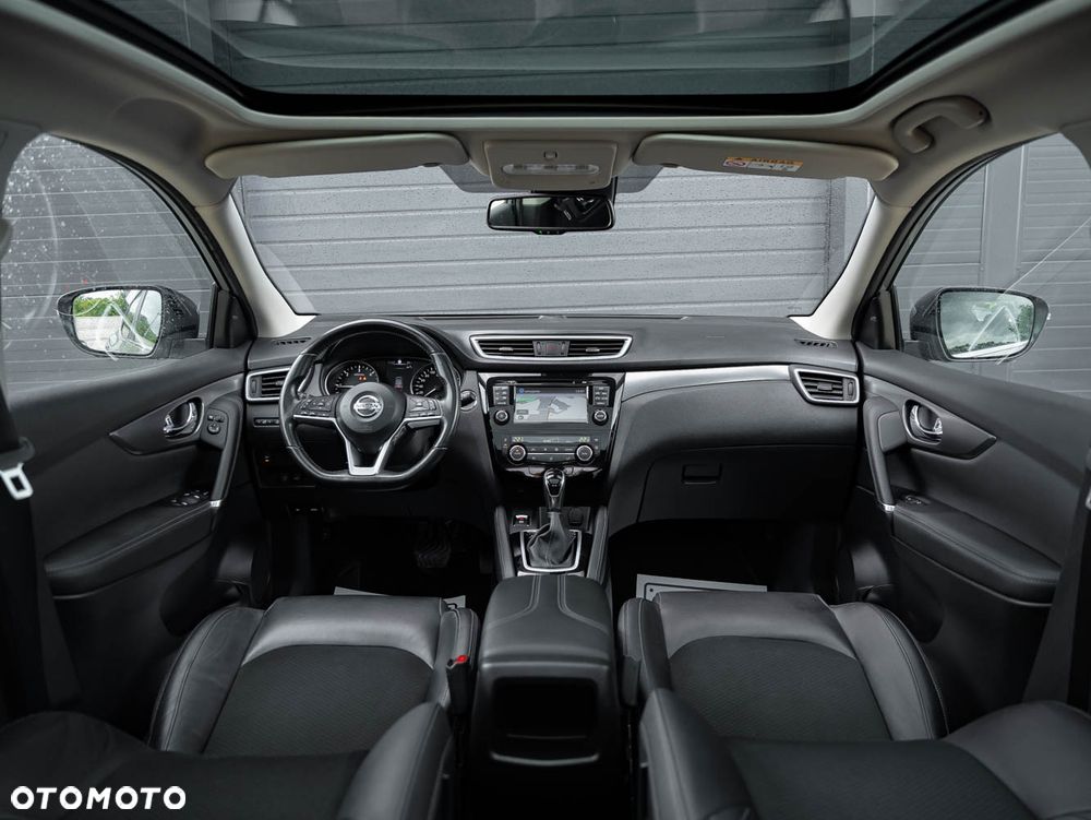 Nissan Qashqai 1.6 DCi Xtronic TEKNA - 17