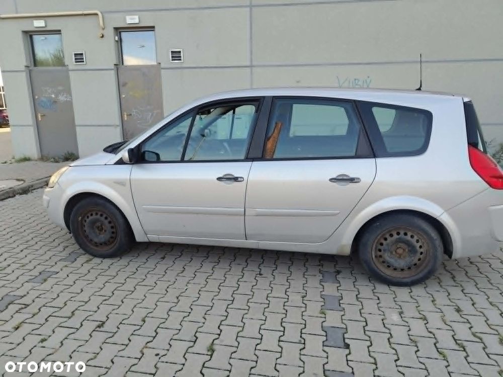 Renault Scenic - 2