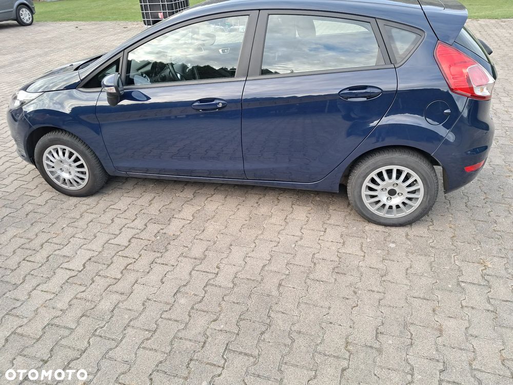 Ford Fiesta 2015 photo 3