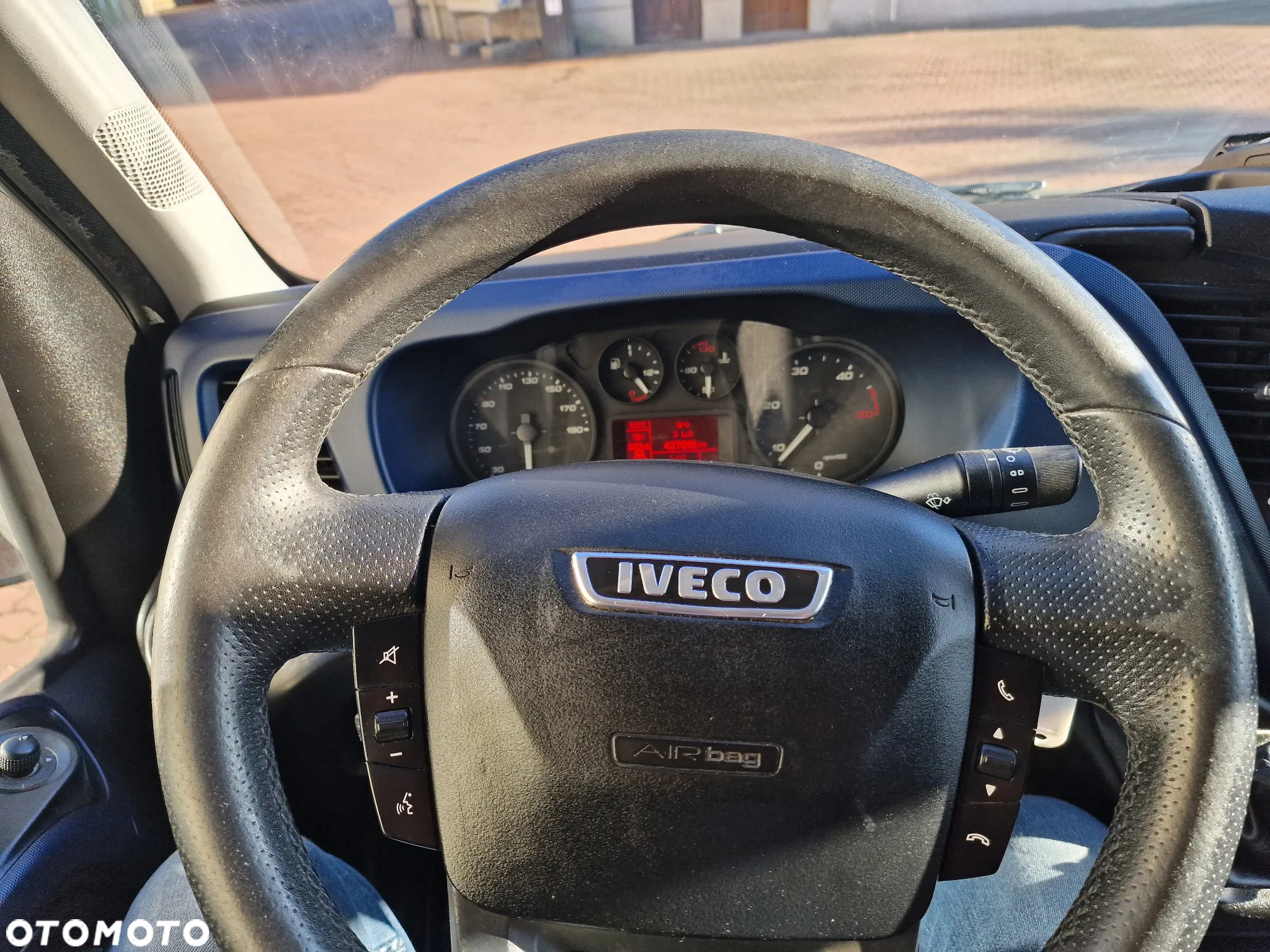 Iveco Daily 35S18 Brygadówka - 17