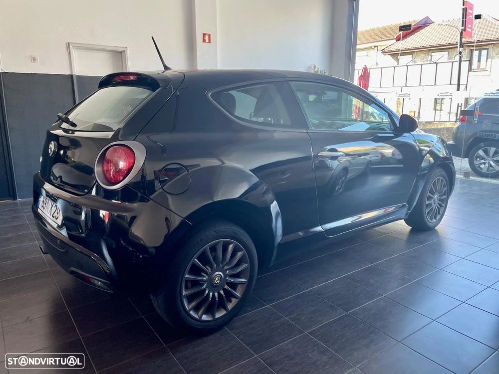 Alfa Romeo MiTo 1.3 JTD Distinctive - 4